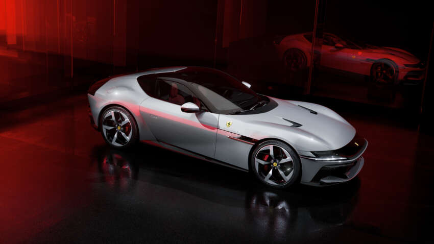 Ferrari 12Cilindri – front-engined flagship with 830 PS 6.5L NA V12, 0-100 km/h 2.95 secs, 9,500 rpm redline! 1763995