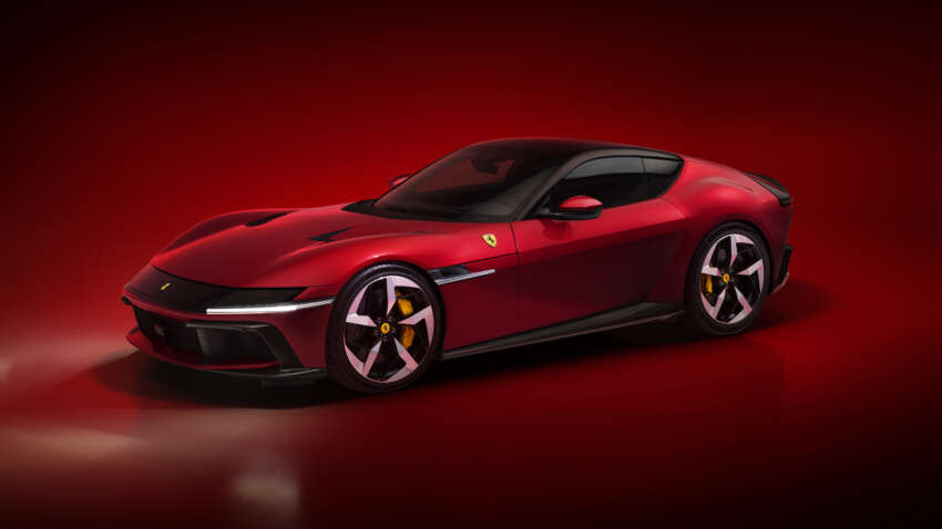 Ferrari 12Cilindri – front-engined flagship with 830 PS 6.5L NA V12, 0-100 km/h 2.95 secs, 9,500 rpm redline! 1763997