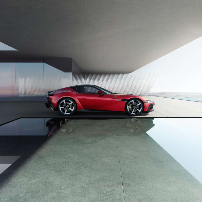 Ferrari 12Cilindri – front-engined flagship with 830 PS 6.5L NA V12, 0-100 km/h 2.95 secs, 9,500 rpm redline! 1764014