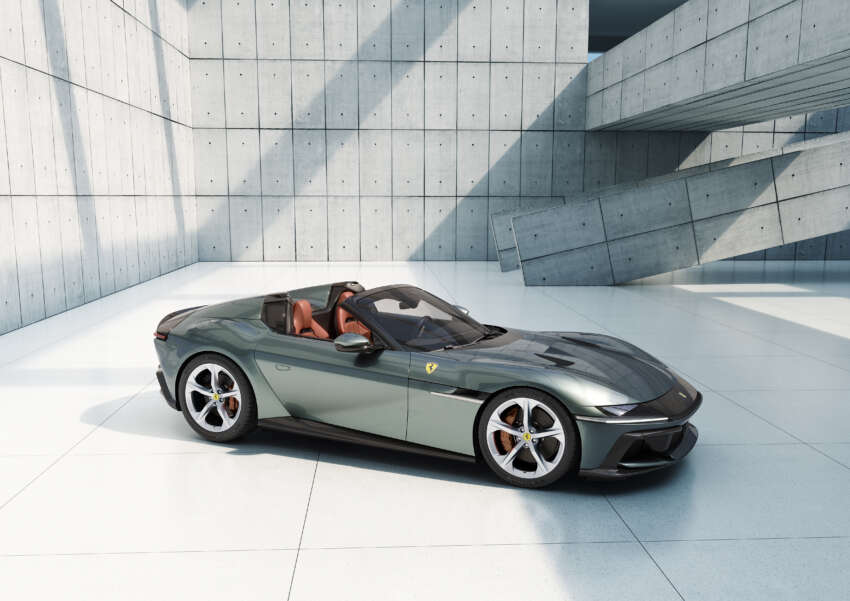 Ferrari 12Cilindri – front-engined flagship with 830 PS 6.5L NA V12, 0-100 km/h 2.95 secs, 9,500 rpm redline! 1763942