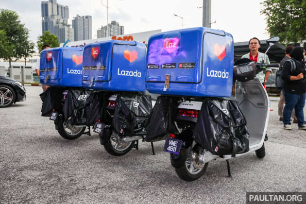 Gentari sediakan 25 unit motosikal elektrik kepada Lazada, mempromosi mobiliti hijau komersial