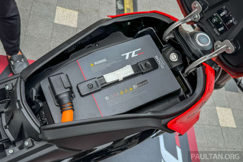 VMoto TCMax, CPX Pro tiba di Malaysia – motosikal elektrik dengan tork sehingga 258 Nm, dari RM20k 1761389