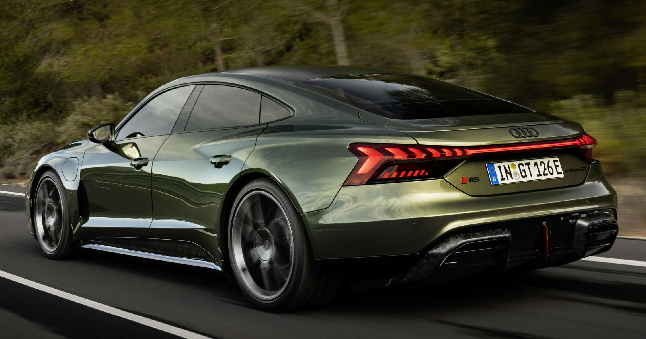 2025-Audi-RS-e-tron-GT-Performance-565