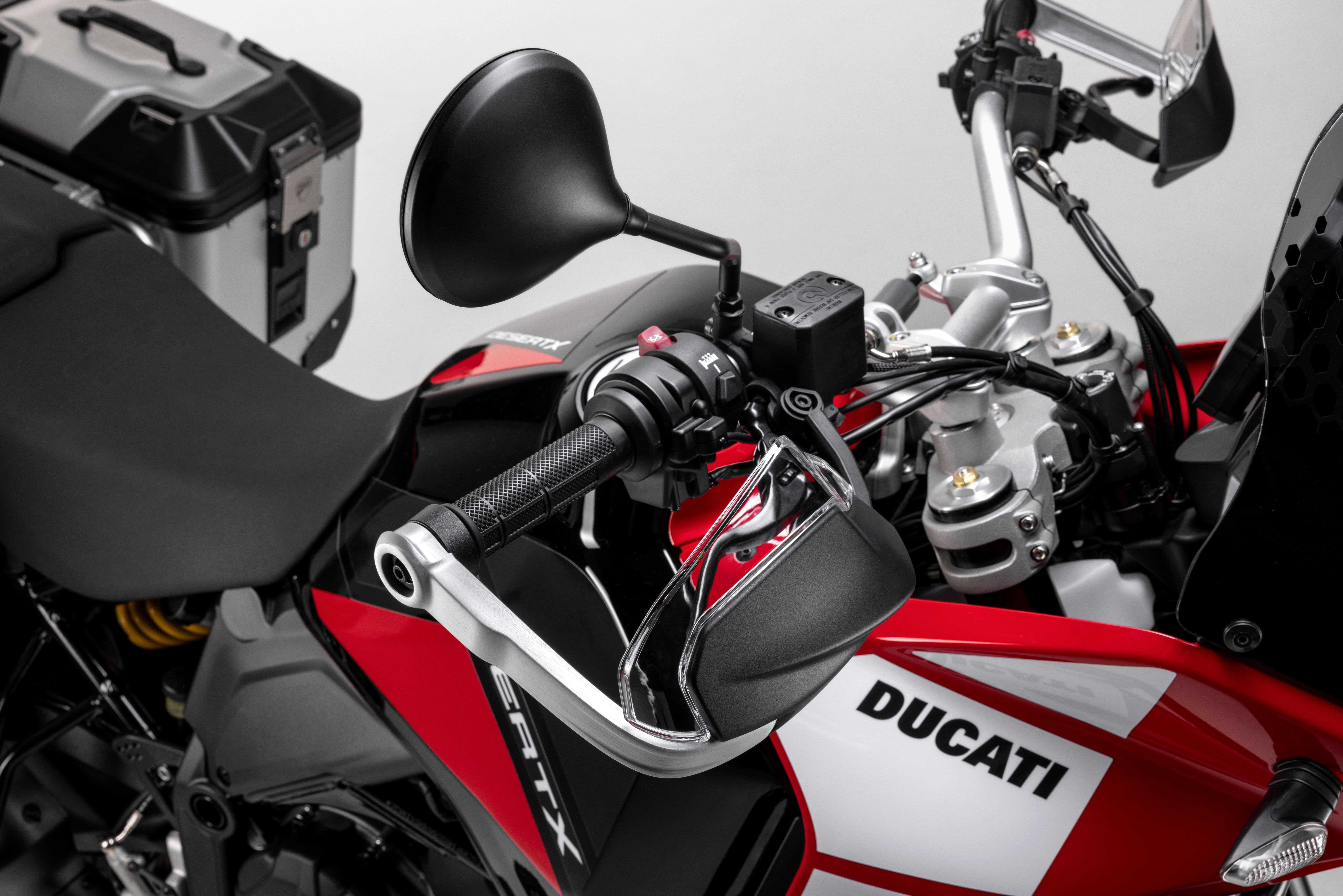2025 Ducati DesertX Discovery - 10