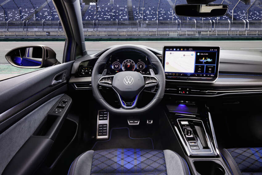 2025 Volkswagen Mk8.5 Golf R hatch, Golf R Variant estate – 333 PS/420 Nm 2.0T AWD, 270 km/h top speed 1782391