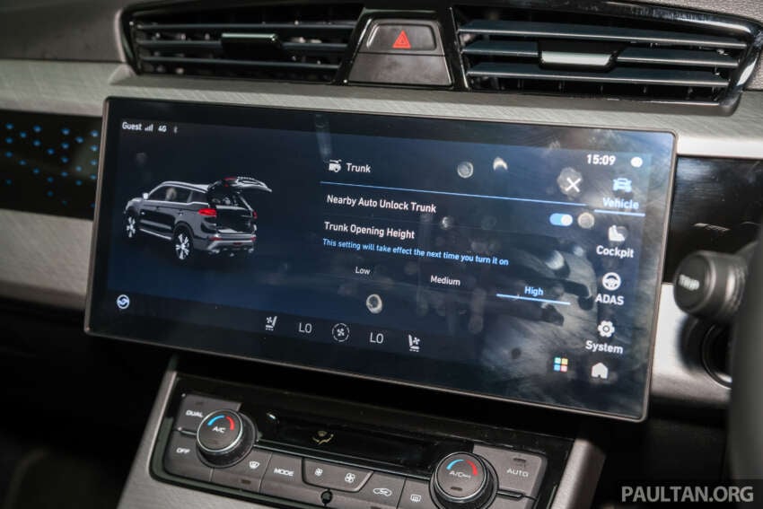 Proton X70 2025 — empat varian, rekaan bampar baru,  IHU 12.3-inci, Apple CarPlay dan Android Auto 1782638