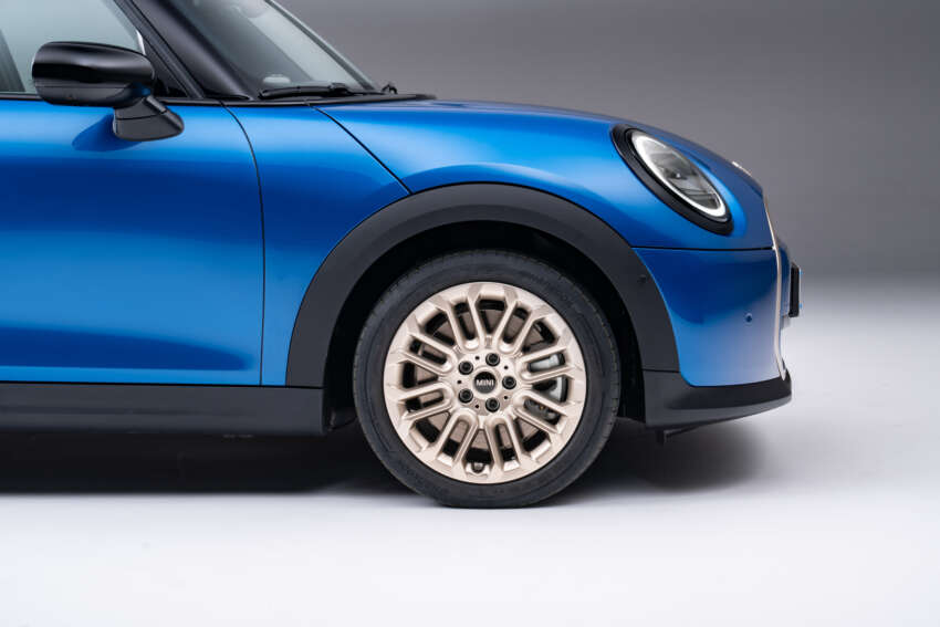 2024 MINI Cooper 5 Door debuts – new F65 is heavy refresh of F55; 3- and 4-cylinder engines up to 204 PS 1777811