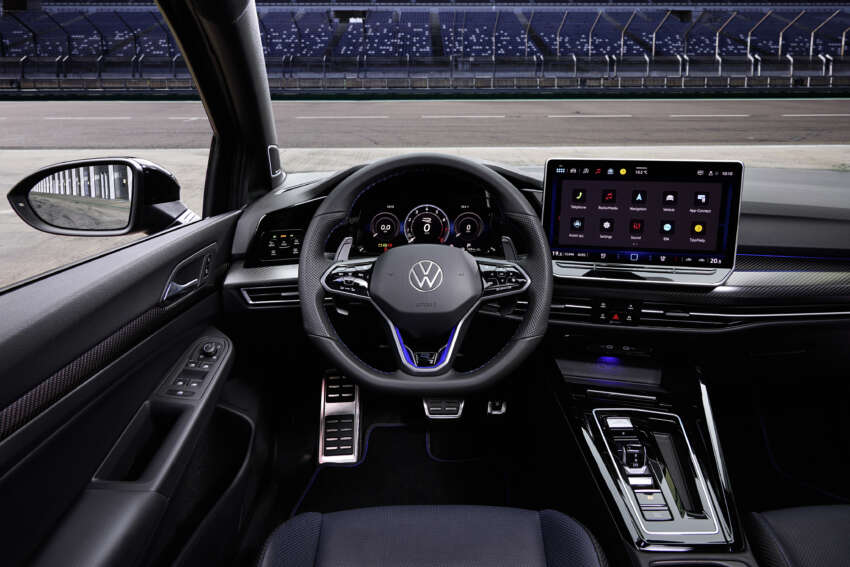 Volkswagen Golf R dan R Variant Mk8.5 2025 didedah – kini jana 333 PS/420 Nm, kelajuan maksima 270 km/j 1782564
