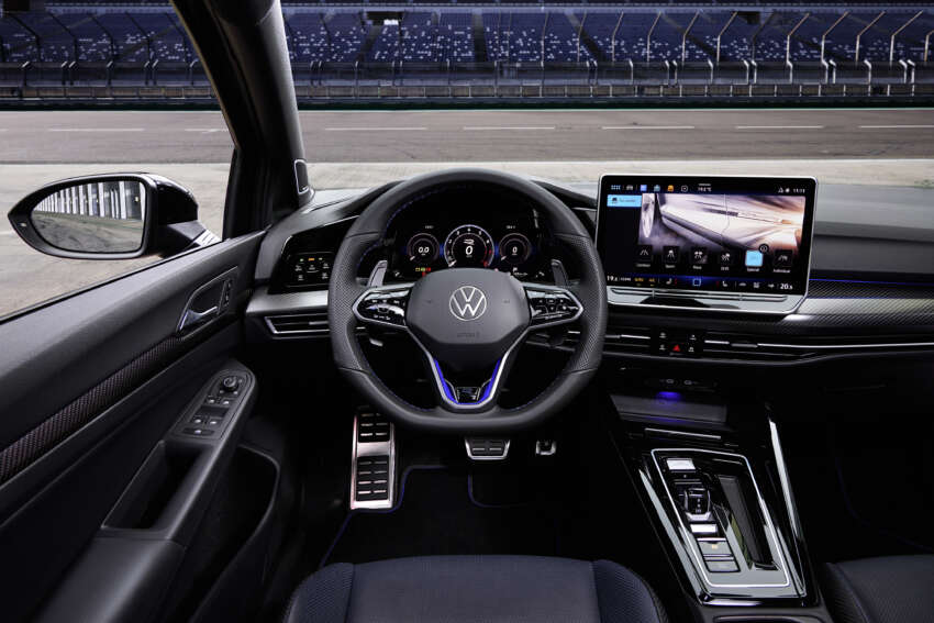 Volkswagen Golf R dan R Variant Mk8.5 2025 didedah – kini jana 333 PS/420 Nm, kelajuan maksima 270 km/j 1782567