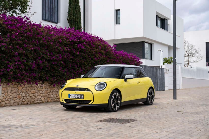 2024 MINI Cooper SE review – new Chinese-built EV MINI Hatch has nearly 2x range, but is it less fun? 1789106