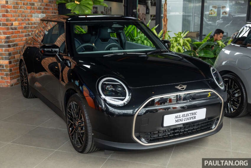 2024 MINI Cooper SE in Malaysia – all-new J01 EV 3-door hatch with 218 PS, 402 km range, RM193,888 1789427