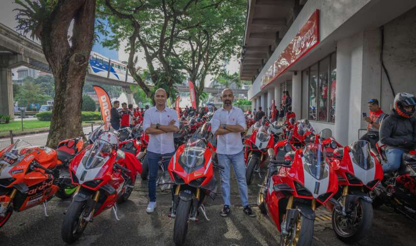 Malaysian Ducati Panigale owners set new record 1783605