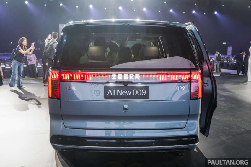 2024 Zeekr 009 debuts – new FWD, 7-seat variants; up to 789 PS, 900 km CLTC range; RHD for HK fr RM453k 1797892