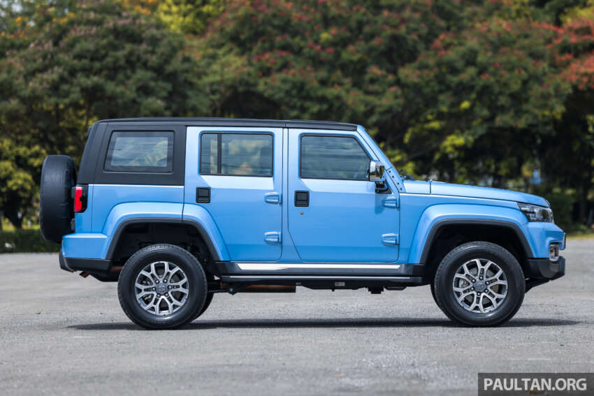 BAIC BJ40 Plus – luar macam Jeep Wrangler, dalam macam G-Wagen; harga dijangka RM180k-RM190k 1784106