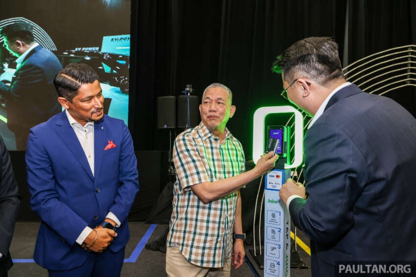 JuiceUP open payment system for EV public charging launched at EVx 2024 by DPM Dato’ Sri Fadillah Yusof 1793825