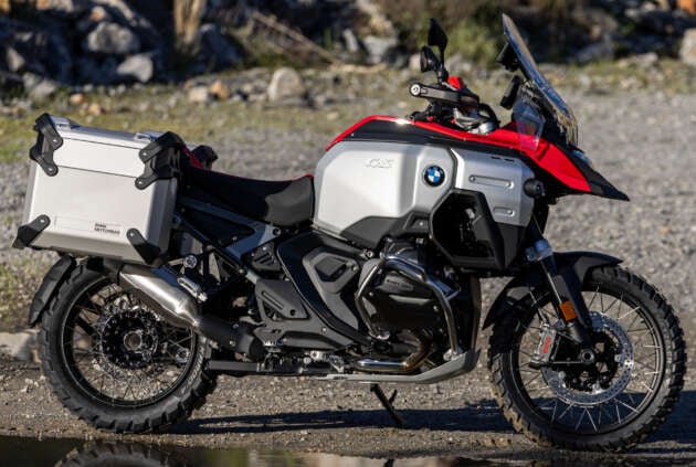 2025 BMW Motorrad R 1300 GS Adventure – Basic, Triple Black, GS Trophy and Option 719 Karakorum