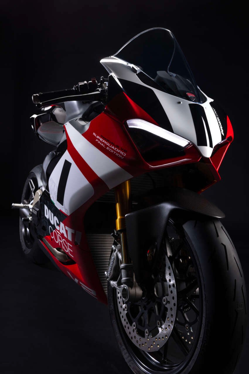 2025 Ducati Panigale V2 Superquadro Final Edition – limited edition of only 555 units worldwide 1789873