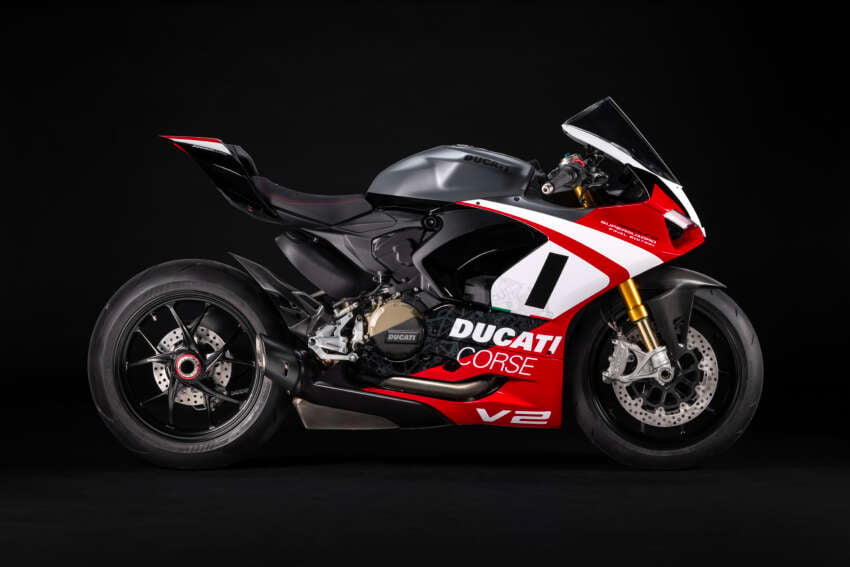 2025 Ducati Panigale V2 Superquadro Final Edition – limited edition of only 555 units worldwide 1789850