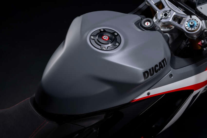 2025 Ducati Panigale V2 Superquadro Final Edition – limited edition of only 555 units worldwide 1789906