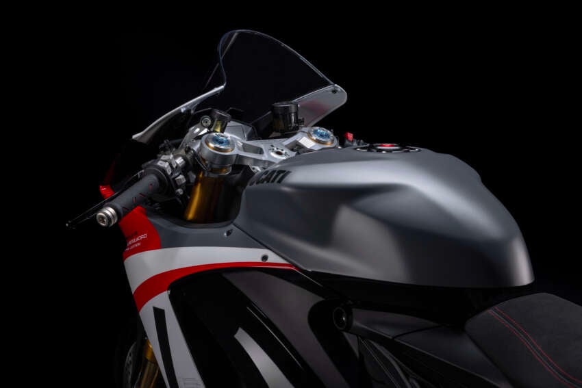 2025 Ducati Panigale V2 Superquadro Final Edition – limited edition of only 555 units worldwide 1789908