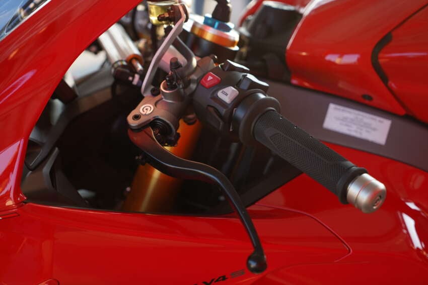2025 Ducati Panigale V4S revealed at WDW2024, Italy 1796082