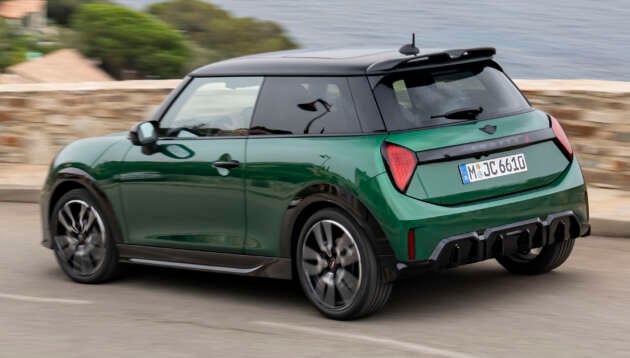 2024 MINI Cooper S introduced in JCW version, previews pure gasoline-powered F66 John Cooper Works