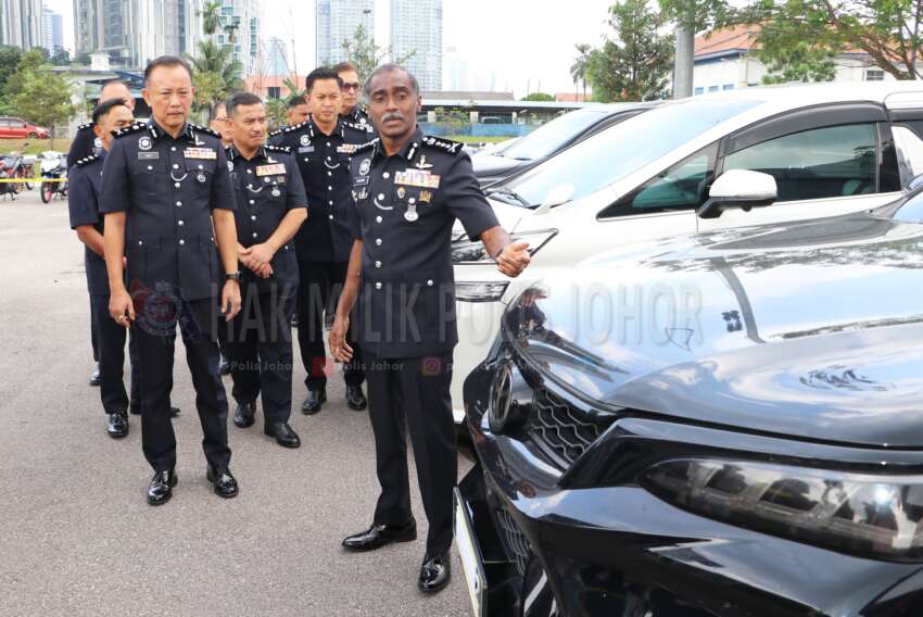Toyota Hilux, Alphard among vehicles targeted by car theft syndicate in Johor, stolen in just 30 seconds 1796183