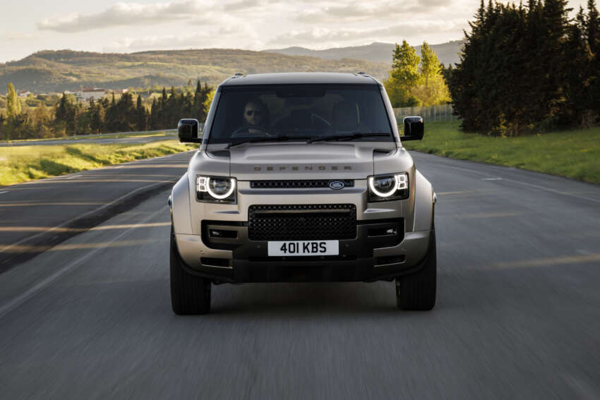 Land Rover Defender Octa debuts –  635 PS/750 Nm 4.4L biturbo V8, 6D suspension; ROI open in Malaysia 1785000