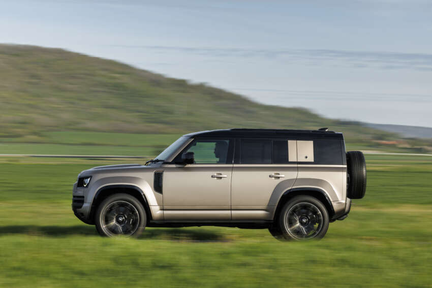 Land Rover Defender Octa debuts –  635 PS/750 Nm 4.4L biturbo V8, 6D suspension; ROI open in Malaysia 1785002