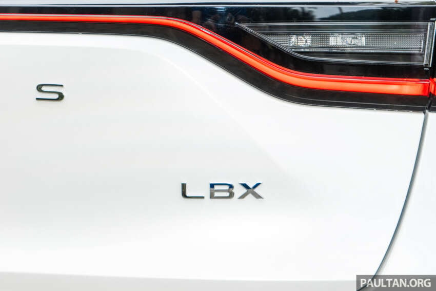 2024 Lexus LBX in Malaysia – Premium and Luxury, 136 PS 1.5L 3-cylinder hybrid, RM239k to RM270k 1794701