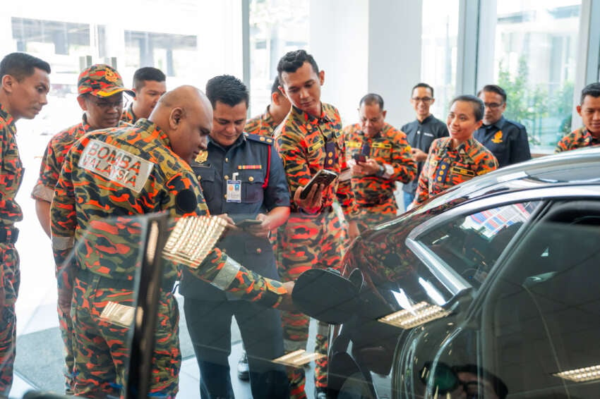 Mercedes-Benz Malaysia provides Bomba with EV emergency response training to improve preparedness 1790675