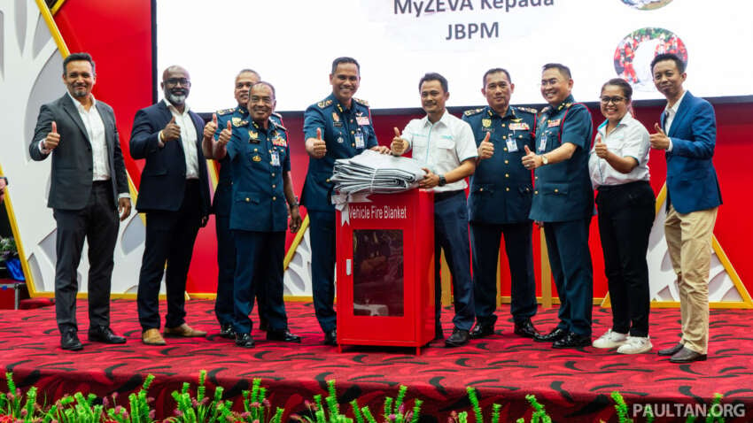 MyZEVA hands over EV fire blankets to Bomba Malaysia, targets to deliver 48 blankets by end-2024 1797188