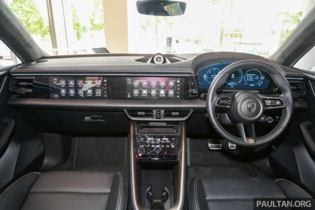 2024 Porsche Macan Turbo in Malaysia gallery – 639 PS, 0-100 3.3s, 591 km WLTP EV range; from RM635k