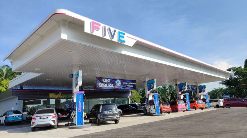 Five KLIA Pit Stop launched – new flagship fuel station to be equipped with 240 kW DC EV charger, AI tech 1800758