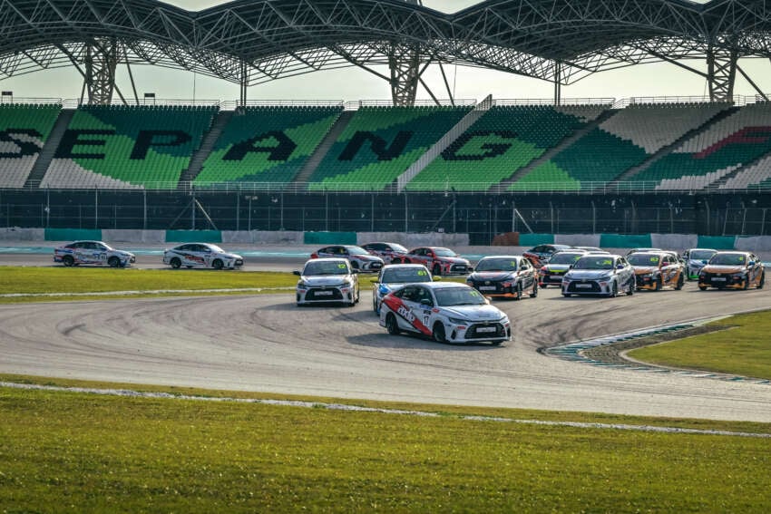 TGR Festival Vios Challenge Musim ke-7, pusingan pertama; pelumba muda terus kuasai perlumbaan! 1802524