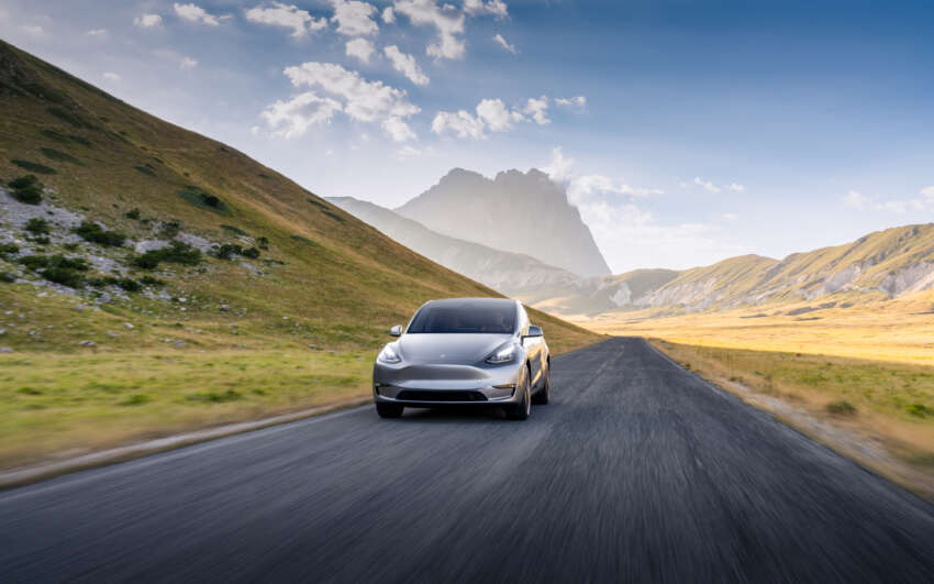 Tesla Model 3, Model Y Quicksilver paint now RM3,500 more expensive – liquid metal hue costs RM11,000 1803303