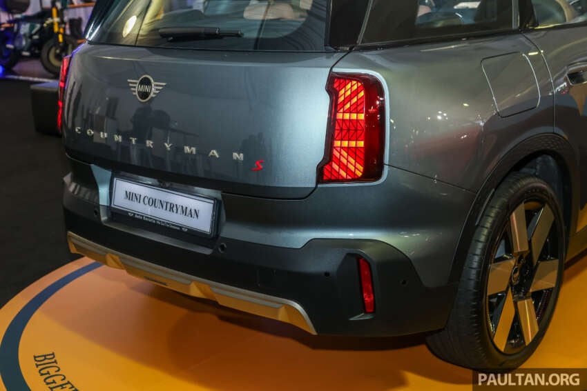 2024 MINI Countryman S in Malaysia – U25 mild hybrid with 218 PS, 360 Nm, 0-100 km/h 7.1 secs, RM349k 1814759