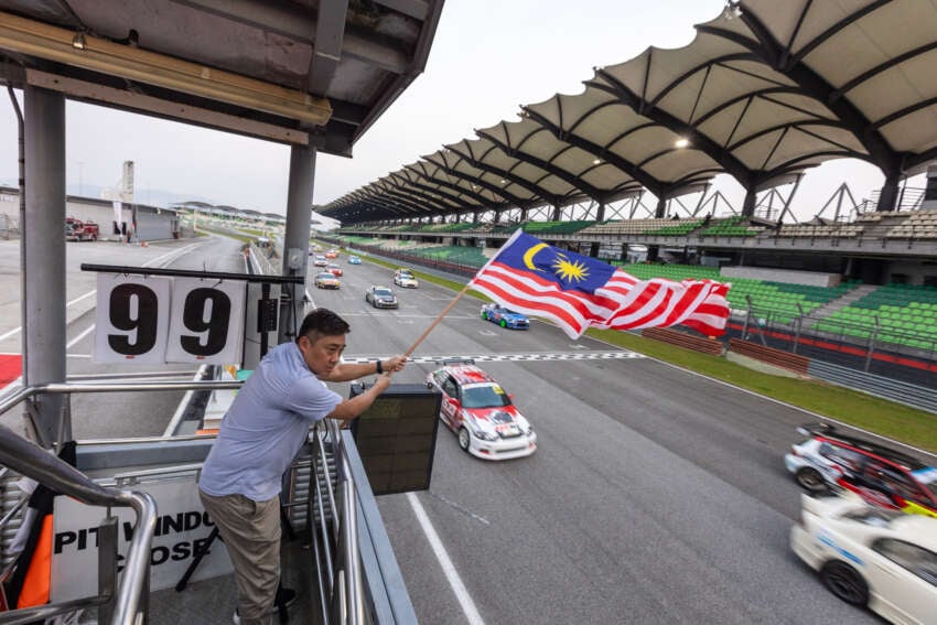 MSF Merdeka Race 2024 – Honda Civic EF #60 Super 1800 juara, Myvi Trackerz Racing kecundang di lap-72 1811903