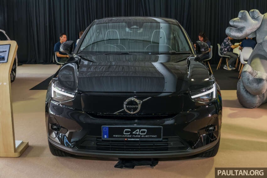 2024 Volvo C40 Recharge in Malaysia with RM43k in options; larger wheels, side steps, digital mirror 1814618