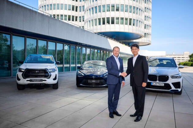 BMW's production fuel cell electric car to debut in 2028; fuel cell powertrain to be jointly developed with Toyota