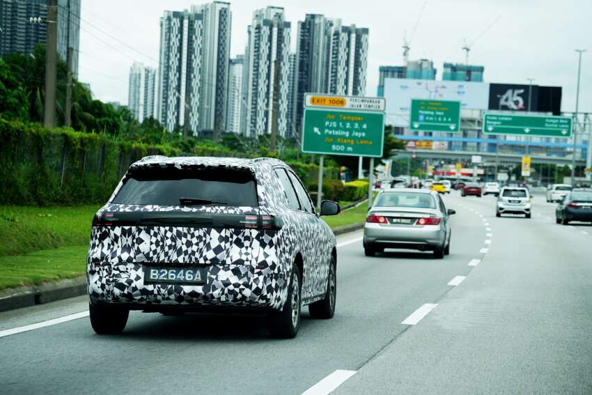Proton eMas 7 jalani ujian tempatan 100k KM sebelum dilancar; boleh ‘selam’ banjir lebih dalam dari Geely E5 1818182