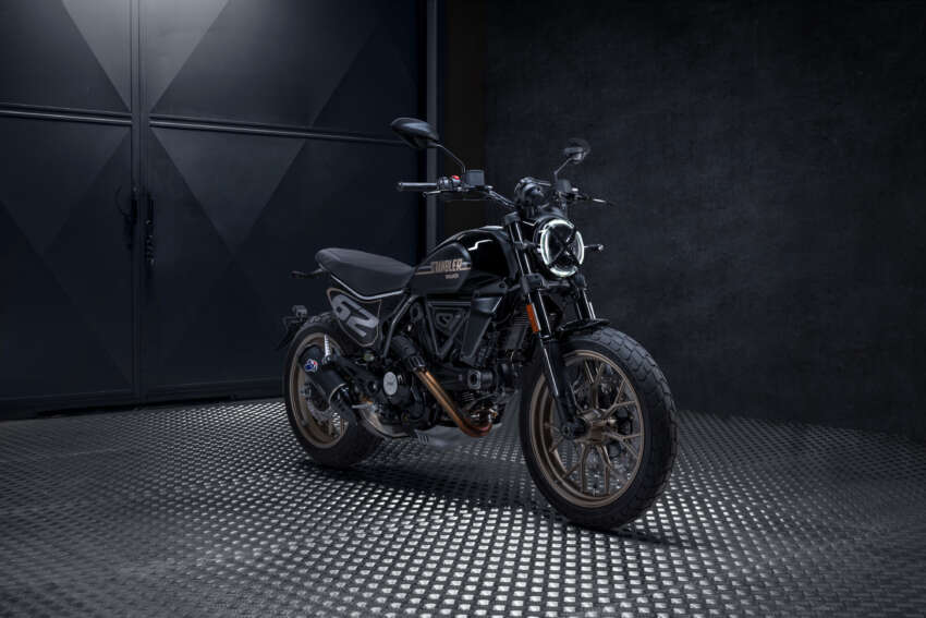 2025 Ducati Scrambler Icon Dark, Full Throttle revealed 1829344