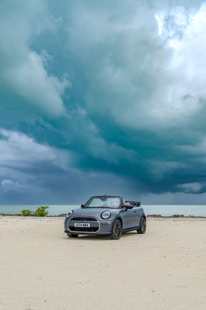 2024 MINI Cooper Convertible debuts – new F67 made in Oxford; three engine options; roof opens in 18s 1830357