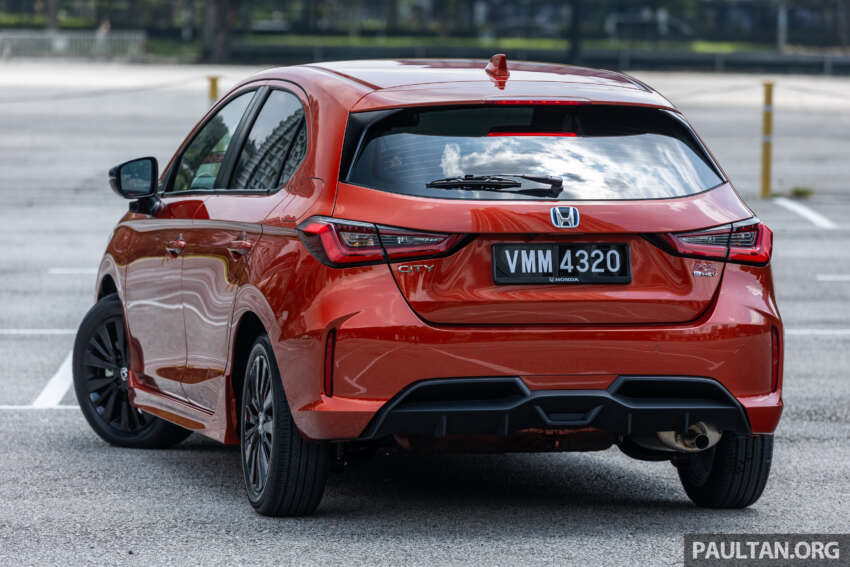 GALERI: Honda City Hatchback facelift 2024 dalam warna Phoenix Orange Pearl, tanpa tambahan kos 1839184