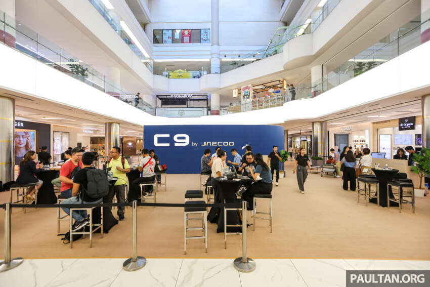 Omoda C9 by Jaecoo on public preview at 1 Utama – ‘off-road SUV coupe’, 2.0T 261 PS/400 Nm, fr RM185k 1842188
