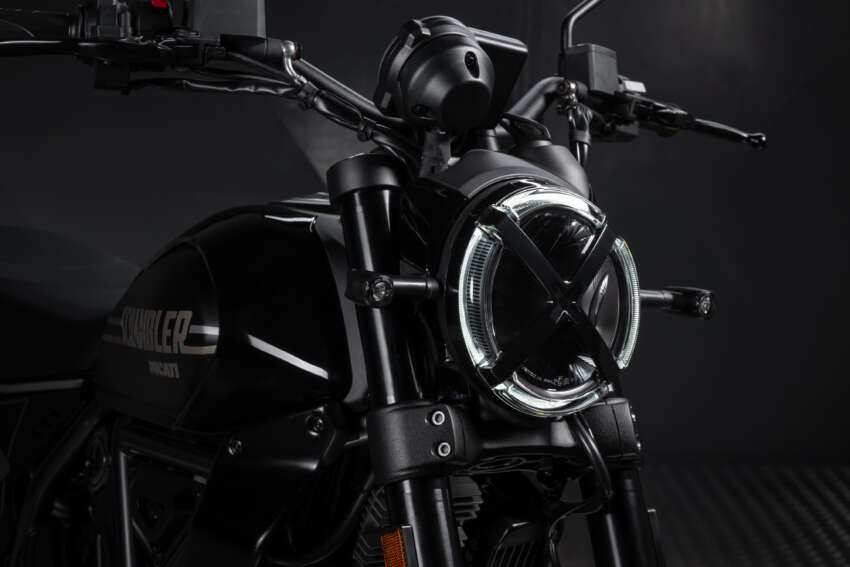 2025 Ducati Scrambler Icon Dark, Full Throttle revealed 1829411