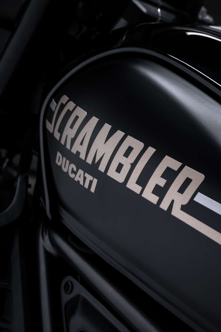 2025 Ducati Scrambler Icon Dark, Full Throttle revealed 1829431