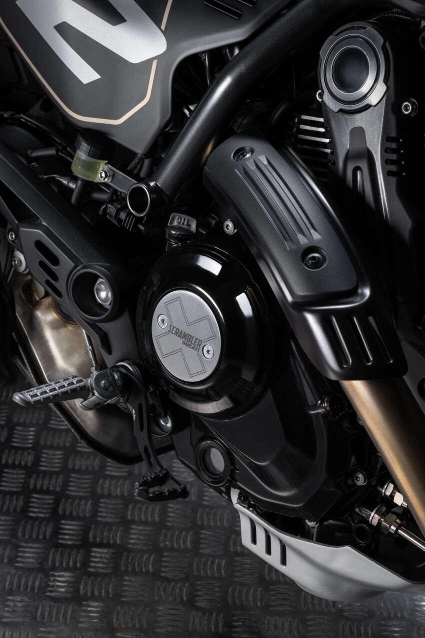 2025 Ducati Scrambler Icon Dark, Full Throttle revealed 1829406