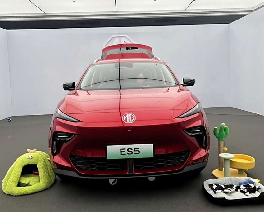MG ES5 EV revealed in China – ZS EV replacement with up to 525 km range, RWD, same platform as MG4 1835589