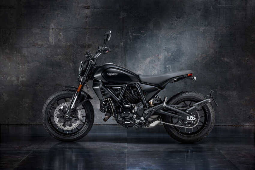 2025 Ducati Scrambler Icon Dark, Full Throttle revealed 1829356